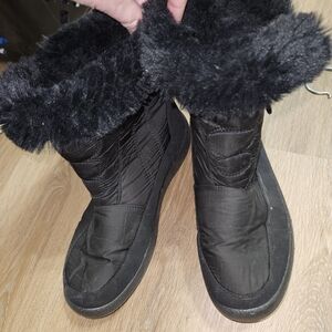 Women's Black Winter Boots
